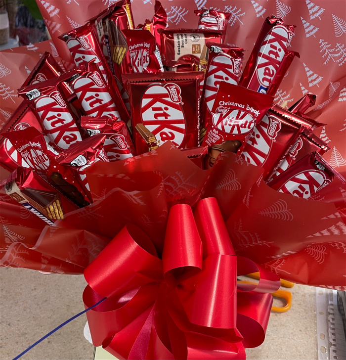 Chocolate, Sweet and Crisp Bouquets | All Kit Kat Chocolate Bouquet