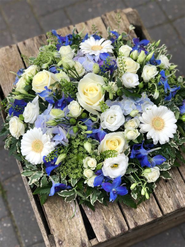 Funeral Flowers | Funeral Posy’s | Blue & White Posy