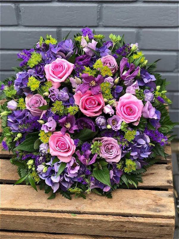 Funeral Flowers | Funeral Posy’s | Pink & Lilac Rose Posy