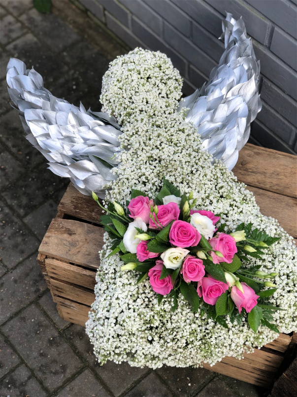 Funeral Flowers | Personal Tributes | Religious Tributes | Angel