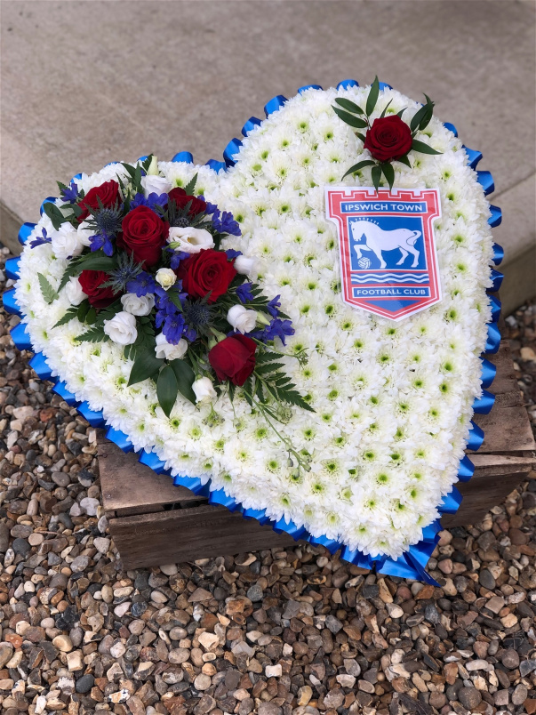 Funeral Flowers | Heart Tributes | Personal Tributes | Sport Themed Funeral Tributes | Football Badge Heart