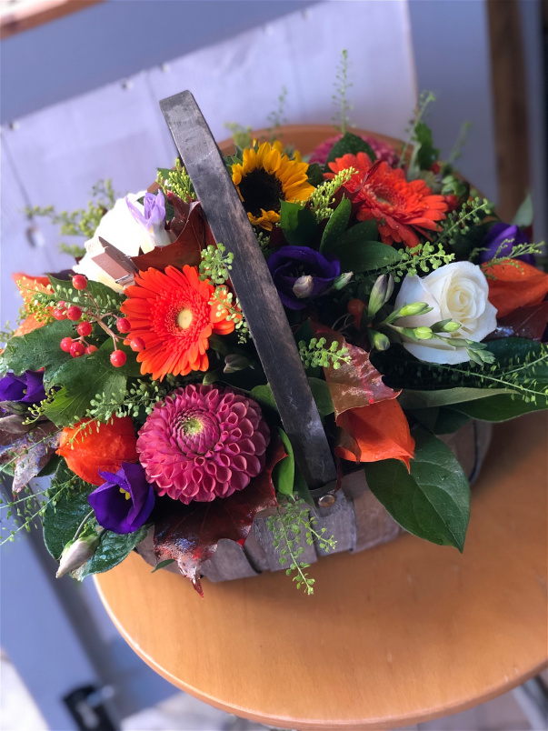 Autumn Flowers | Gift Collection | Amber Autumn Basket