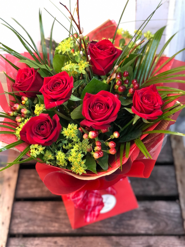 Valentines Collection | Six Stolen Kisses