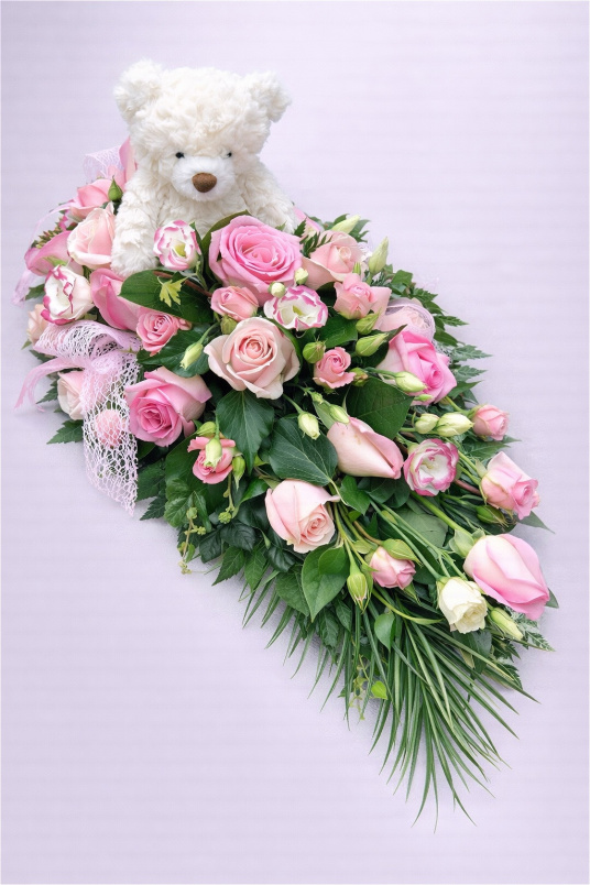 Funeral Flowers | Personal Tributes | Teardrop Sprays | Child’s Teardrop Spray