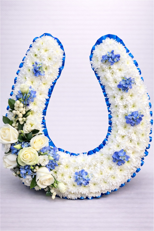 Funeral Flowers | Personal Tributes | Horse shoe