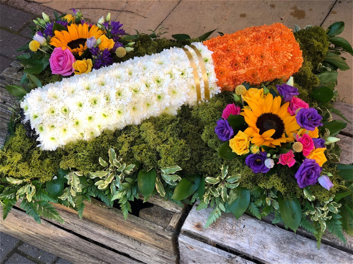 Funeral Flowers | Personal Tributes | Cigarette Tribute