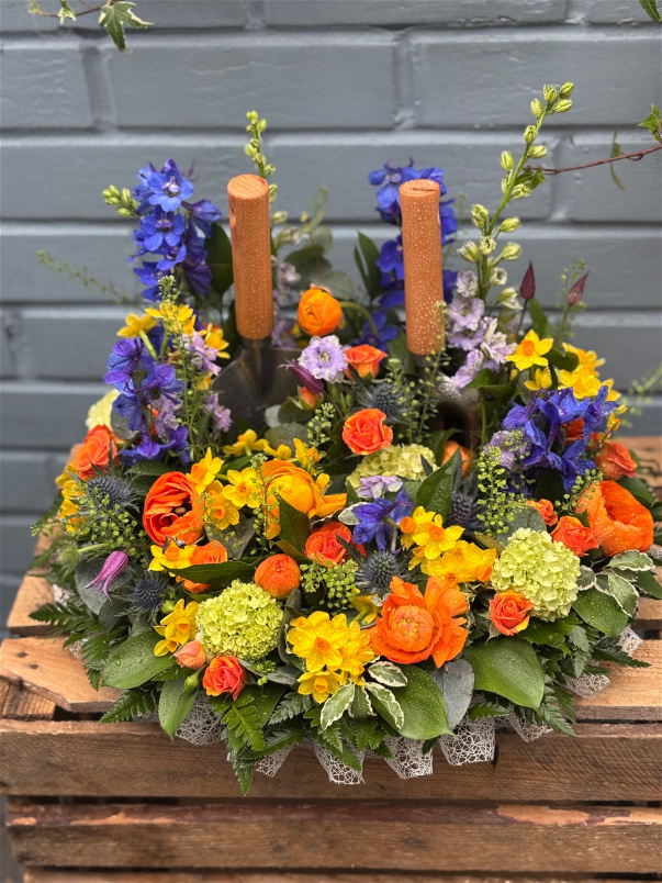 Funeral Flowers | Funeral Posy’s | Personal Tributes | Gardner’s Posy