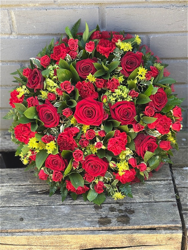 Funeral Flowers | Funeral Posy’s | Rose & Carnation Posy