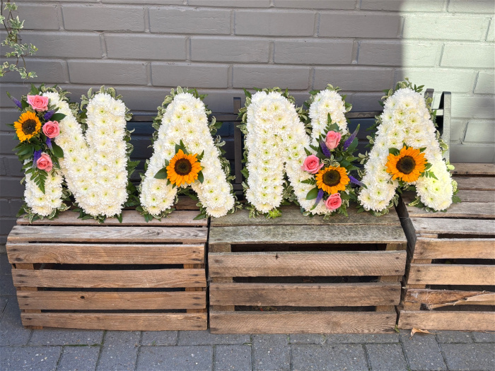 Funeral Flowers | Funeral Letters | NANA TRIBUTE Foliage Edge
