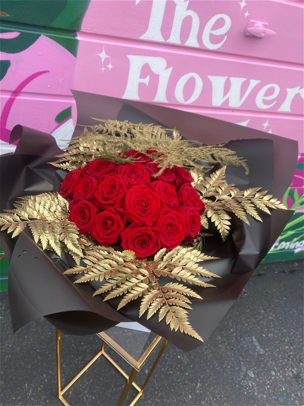 Bouquets | Valentines Day  | Roses Are A Girls Best Friend