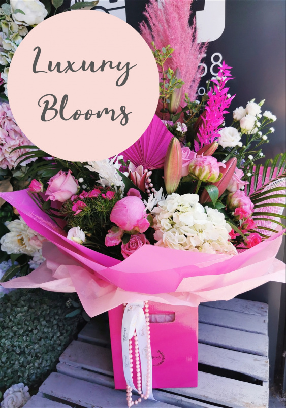 Gift Flowers | Mother's Day | Luxury Blooms