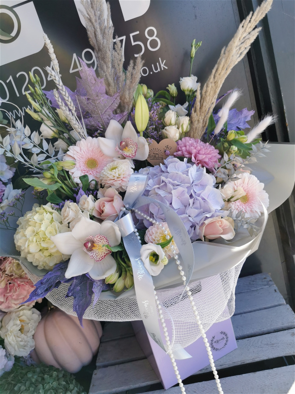 Gift Flowers | Mother's Day | Luxury Blooms