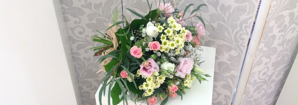 Violets Florist | Lowestoft | HOME