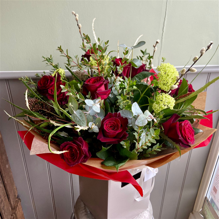 Bouquets & Arrangements | Valentines | 12 red roses