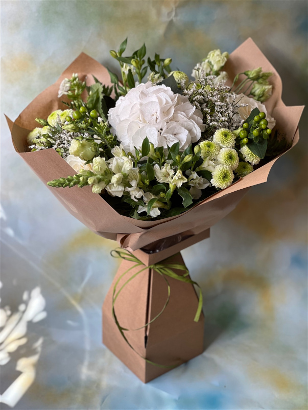 Bouquets | Elegant White Hand Tied Bouquet