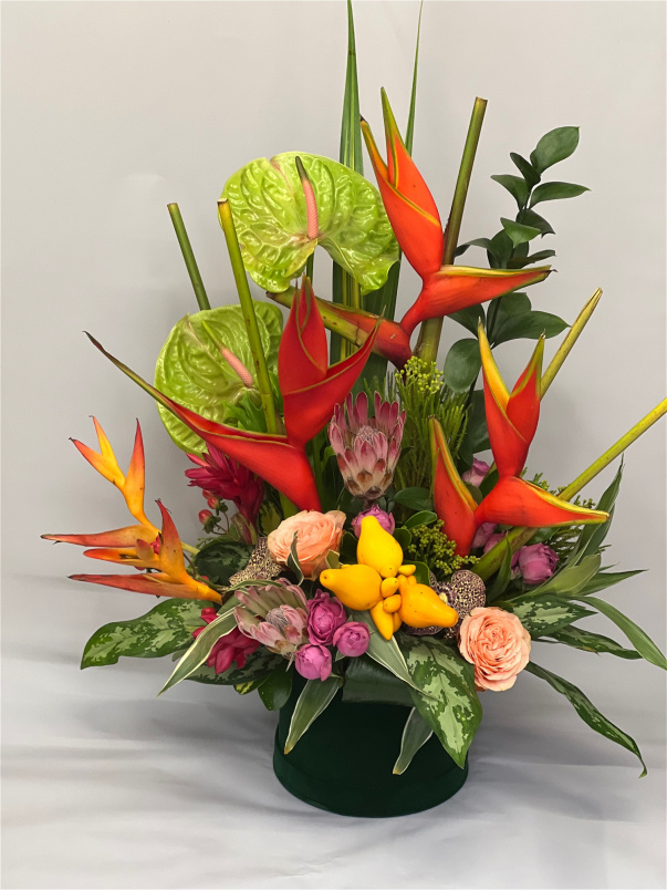 Arrangements | Contemporary Hat Box Arrangement