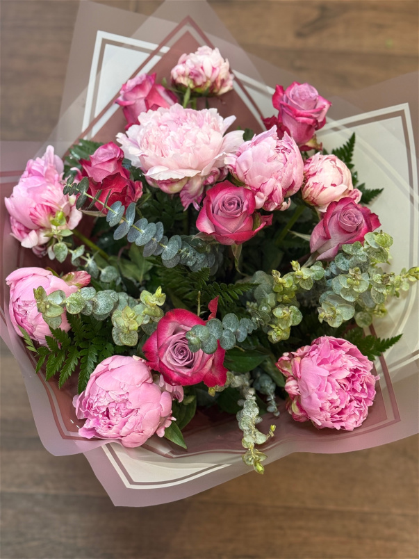 Bouquets | Mother's Day | Valentine Flowers - Hand Tied Bouquet | Peony & Rose Bouquet