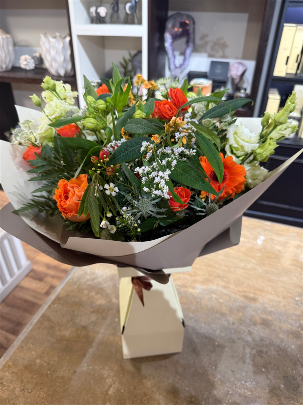 Bouquets | January Special Hand Tied Bouquet