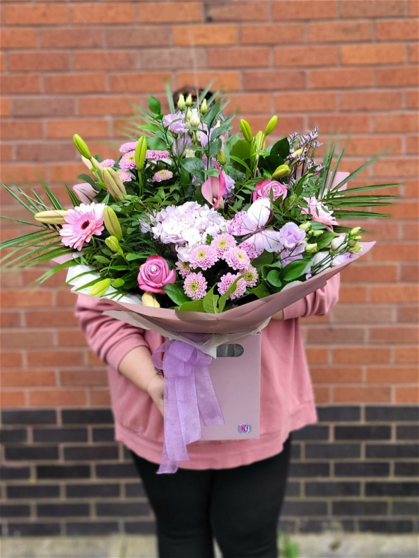 Bouquets | Pastel Shades Hand-Tied Bouquet