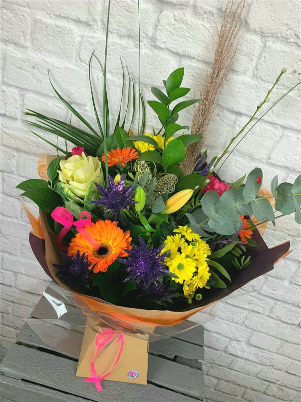 Bouquets | Vibrant Hand-Tied Bouquet