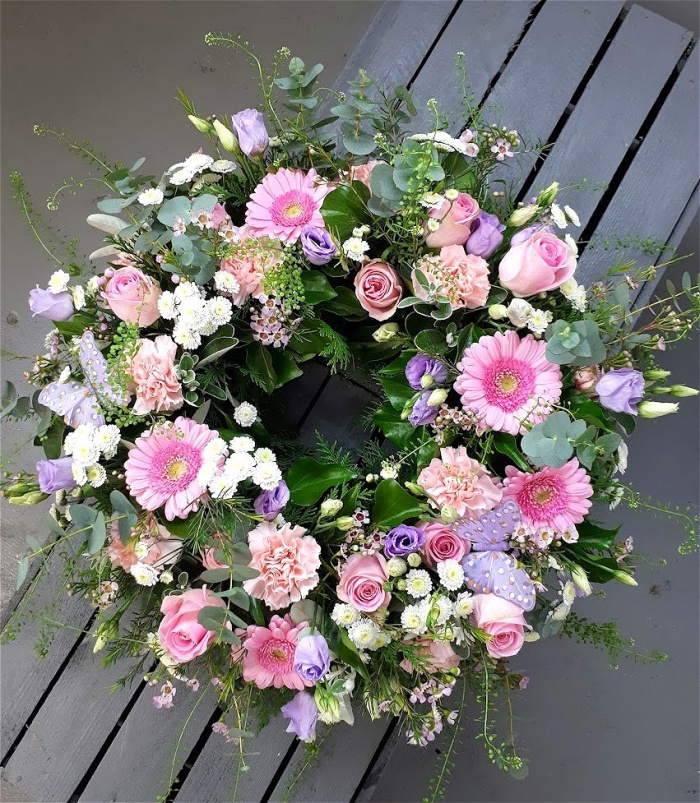 Funerals | Country Garden Wreath