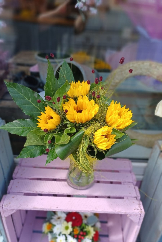 Vases and Arrangements | Sienna