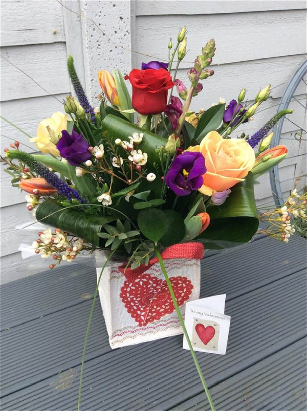 Valentines Day | Love is in the air - Jute bag