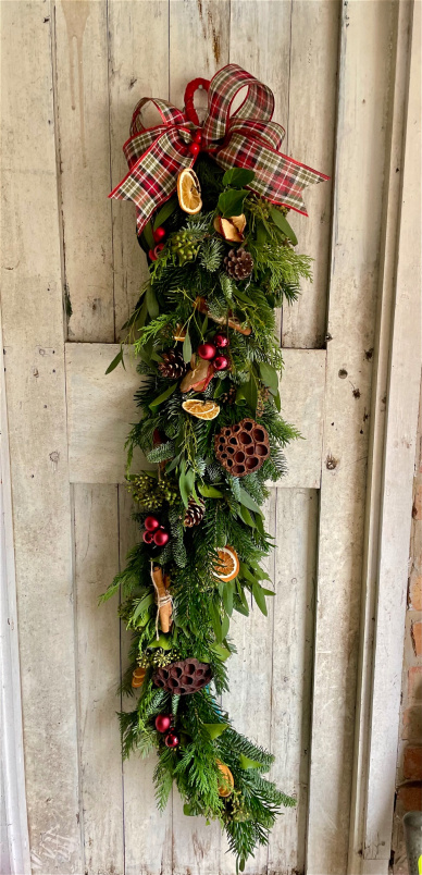 Christmas 2023 | Christmas Workshops 2022 | Christmas Workshops 2025 | Luxury Rustic Christmas Garland - Saturday 6th December - Morning Workshop