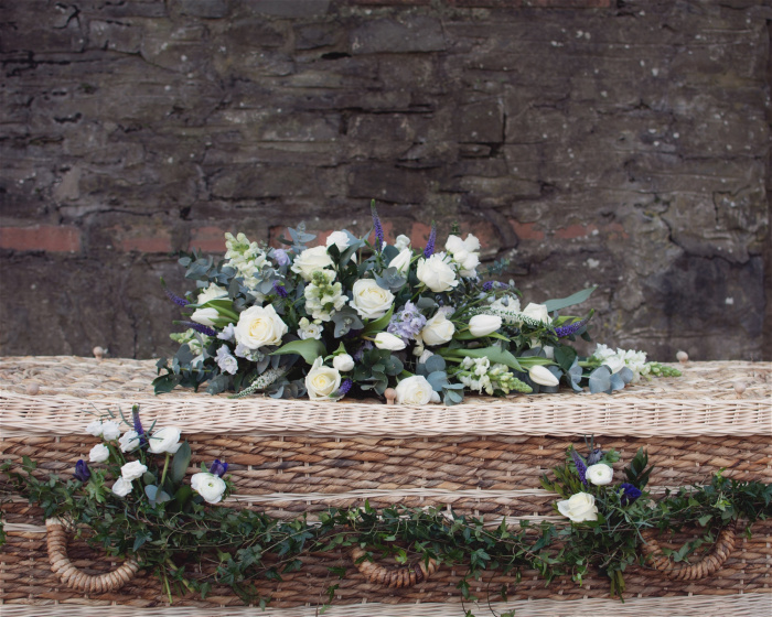 Farewell flowers | Single ended spray