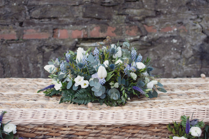 Farewell flowers | Posy pad