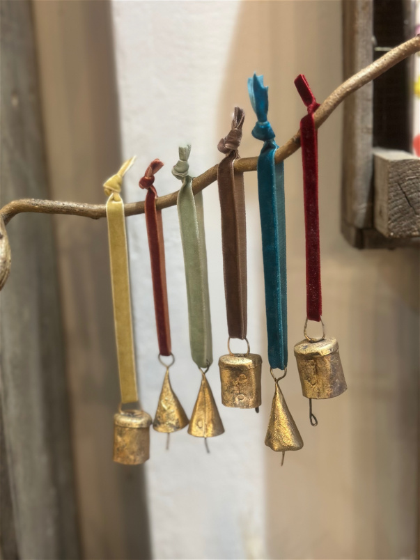 Christmas 2025 | Vintage Cowbell