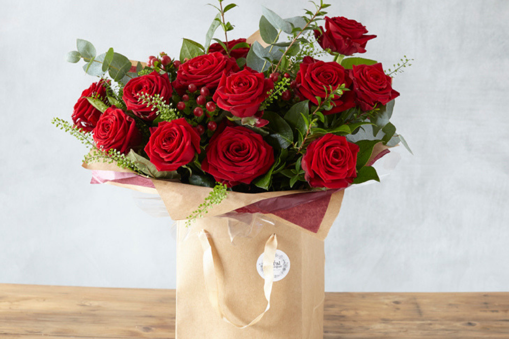 red rose valentines day bouquet