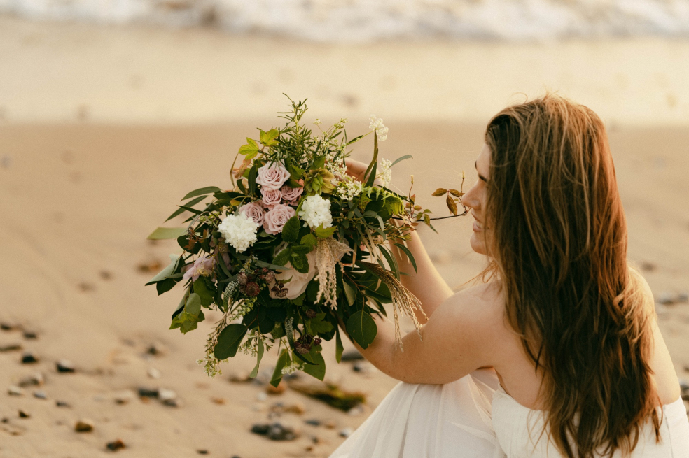 Flowers by Nic @ The Floral Boutique | Isle of Wight | Beachside Blooms: Your Guide to Stunning Isle of Wight Beach Wedding Flowers