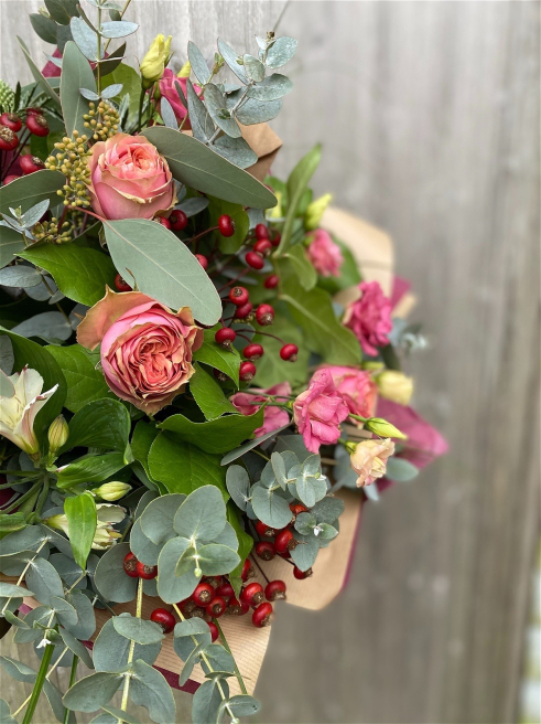 Flowers by Nic @ The Floral Boutique | Isle of Wight | Wintery Textures & Berries: A Fresh Look for Our Florist Choice Bouquet