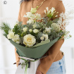 Christmas | Florist Choice Christmas Trending Handtied