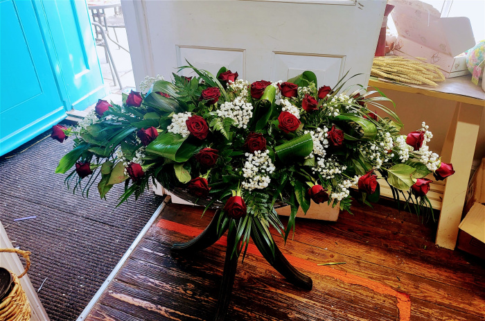 Funeral Flowers | Rose Coffin Spray