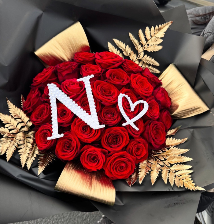 Valentines Day 2026 | Initial Roses