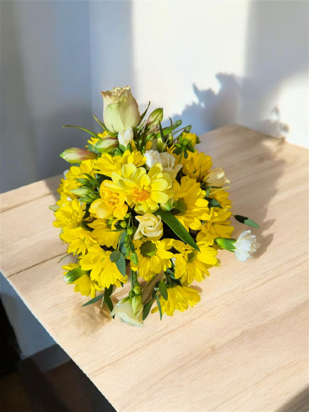 Funerals | Mother's Day | posy arrangement
