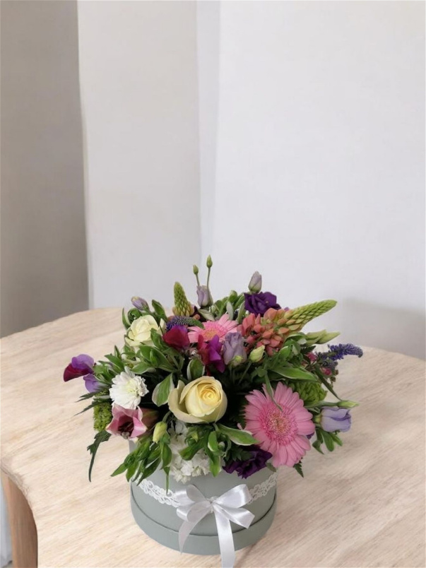 Arrangements | Mother's Day | country  hat box