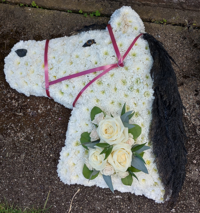 Funeral flowers  | Horses head