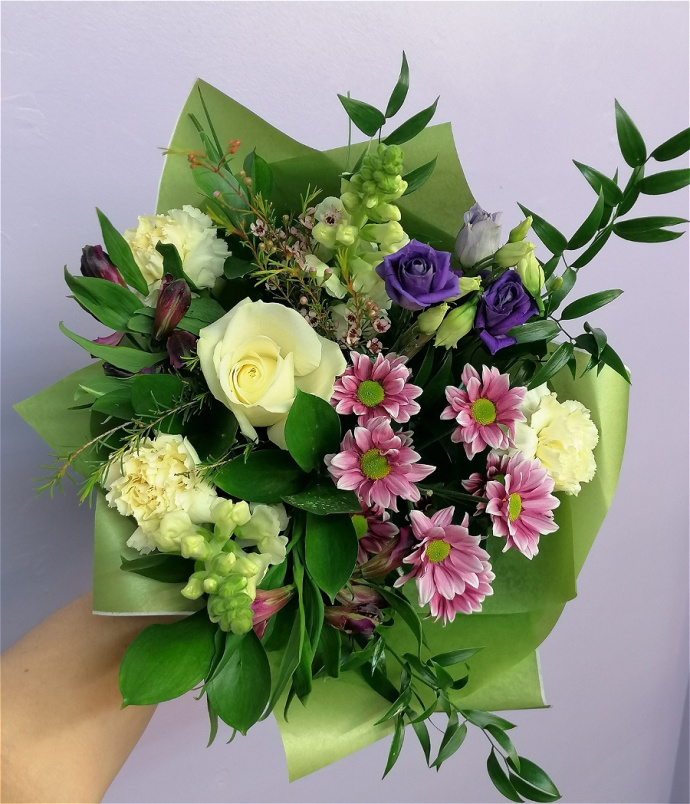 Bouquets and Handties | Everyday Flowers | Mother's Day | Same Day Flowers | Sympathy | Just To Say