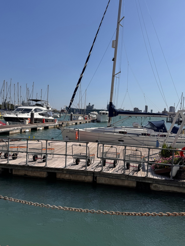 Solent Stems | Gosport | Solent Stems Gosport Florist | Yacht Flowers in Gosport |