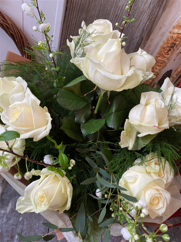 Valentines Day | Eat Pray Love - Valentines White Rose Bouquet