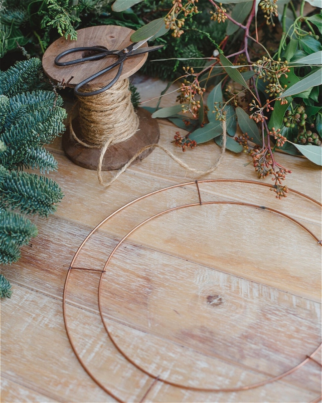 Christmas | Wreaths  | Basic - Christmas Door Wreath Kit