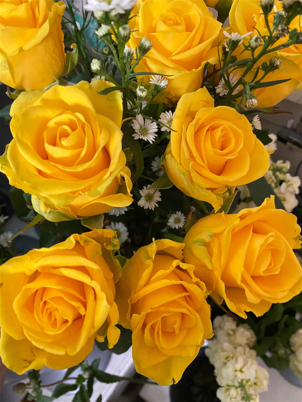 Anniversary | Bouquets | Scent with love - Yellow Roses