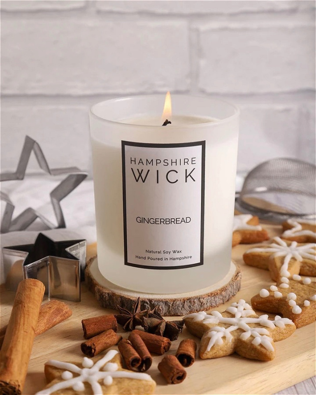 Candles | Gifts | Mother's Day | Upsell gifts | Luxury Candle Jar  - Gingerbread