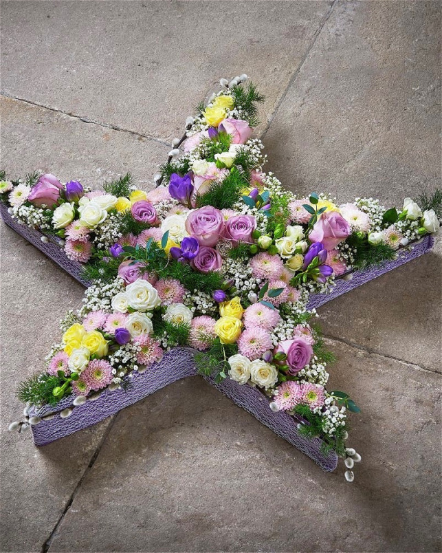 Funeral Flowers | Funeral Tribute Star