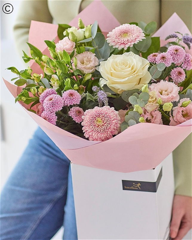 Anniversary | Birthday | Bouquets | Congratulations | Get Well | Graduation | International Women's Day | New Baby | Signature Stems | Thank you | Soft Glam
