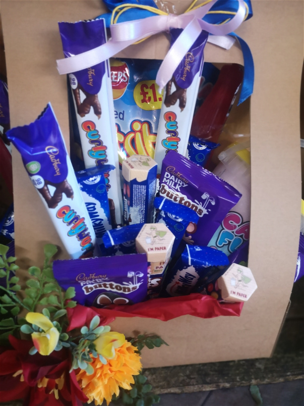 Sweet bouquets  | Todays specials | Kids mix gift box