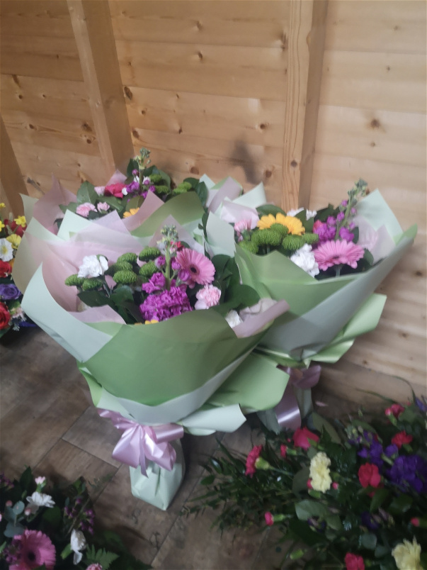 Gift bouquets | Todays specials | Little ray of brightness